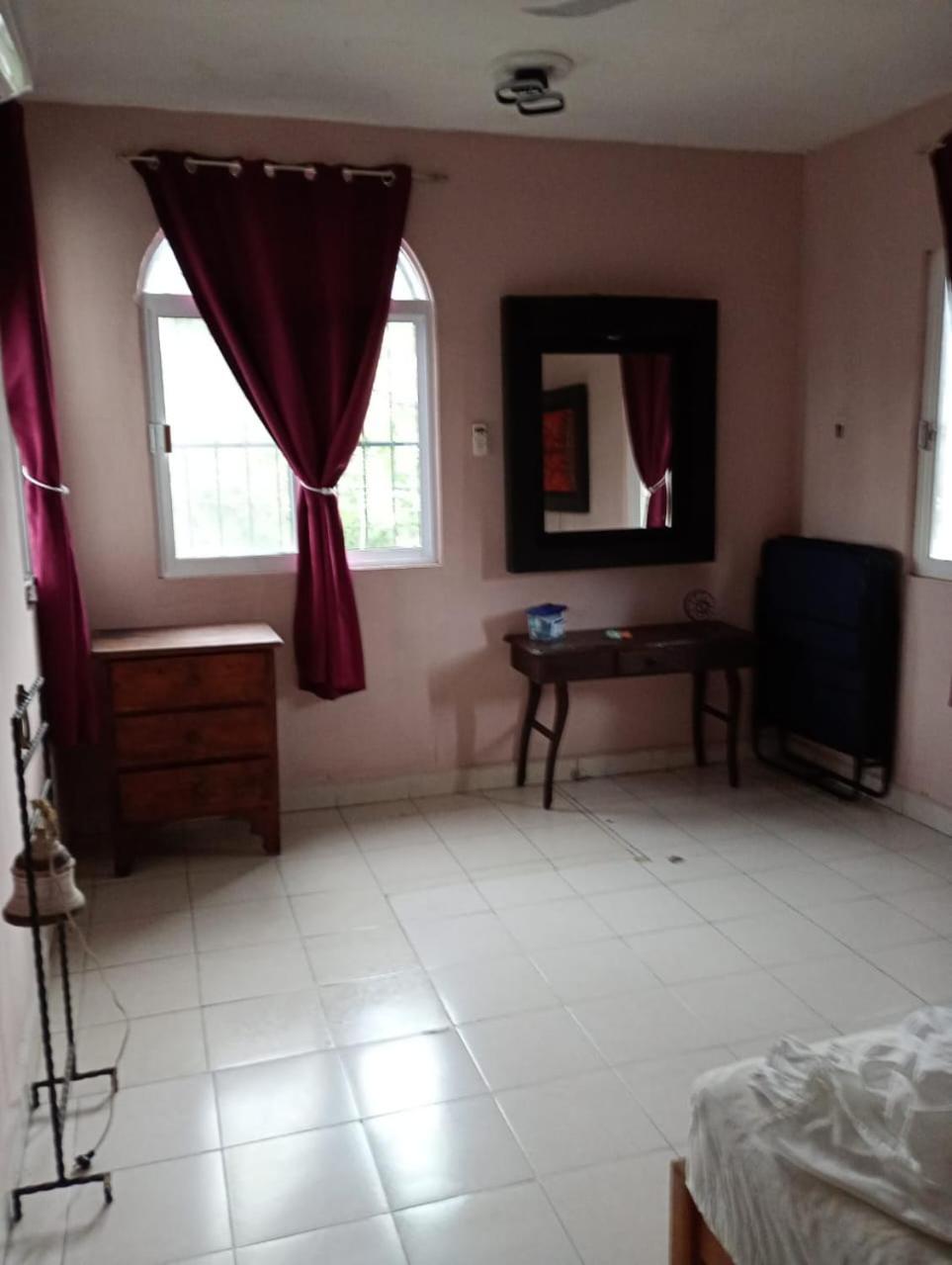 En Planta Alta A Pie De Avenida Apartment Cozumel Exterior foto